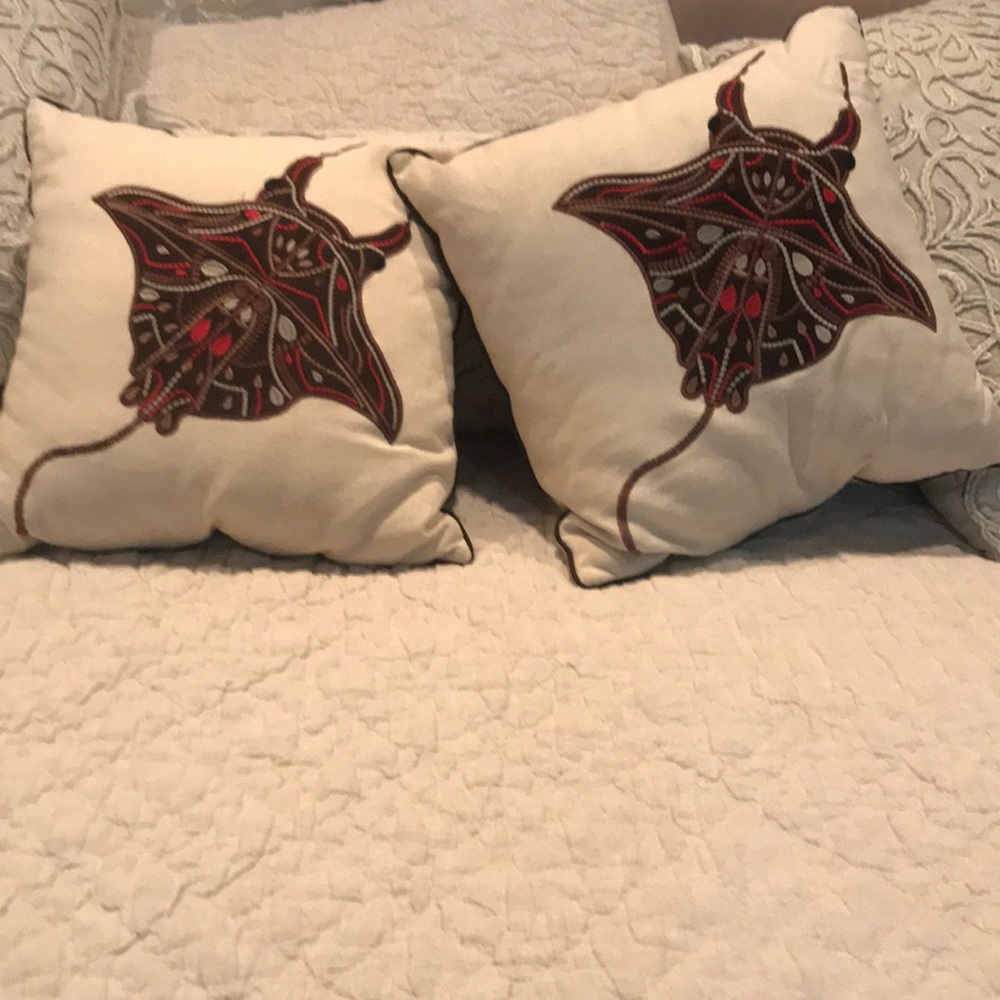 Peir 1 Decorative Pillows- Sting Ray - EUC